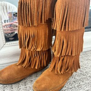 Minnetonka Brown Fringe Moccasins